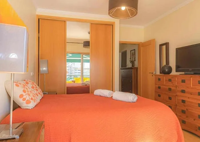 公寓 Primavera E Piscina