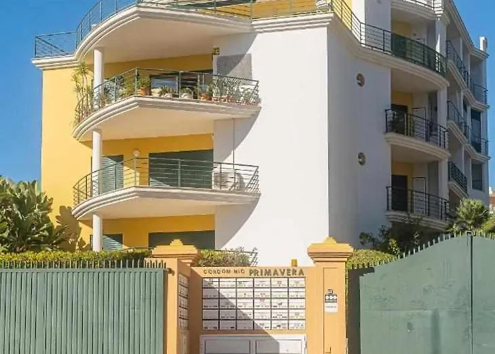 Primavera E Piscina Daire Portimão