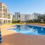 Primavera E Piscina Portimão