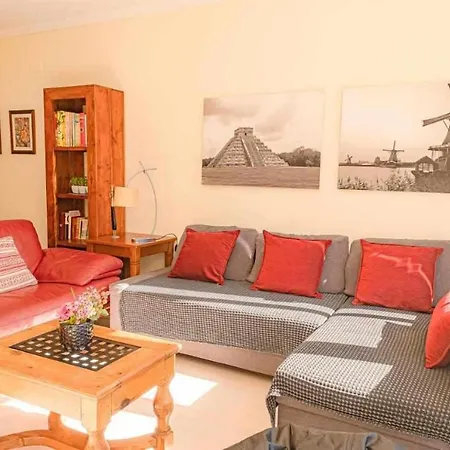 Primavera E Piscina Lägenhet *